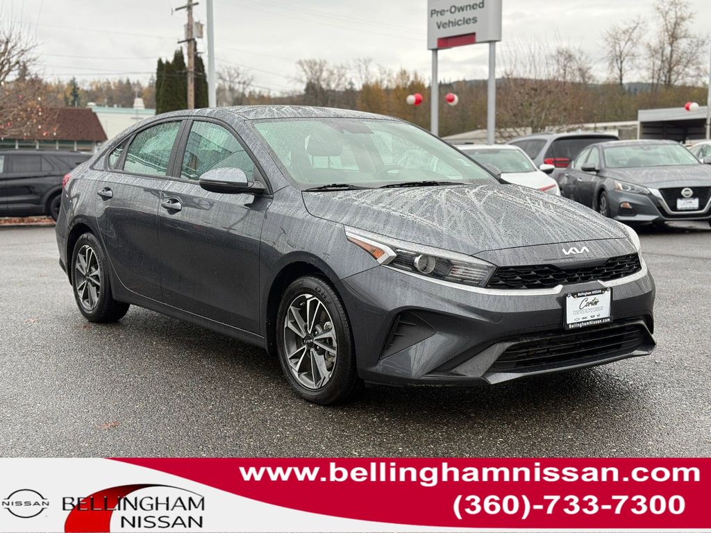 2023 Kia Forte LXS's photo