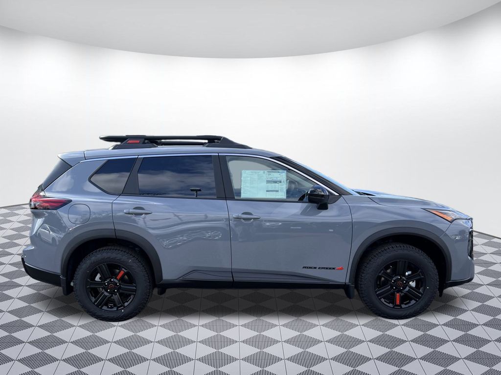 2026 Nissan Rogue SV photo 2