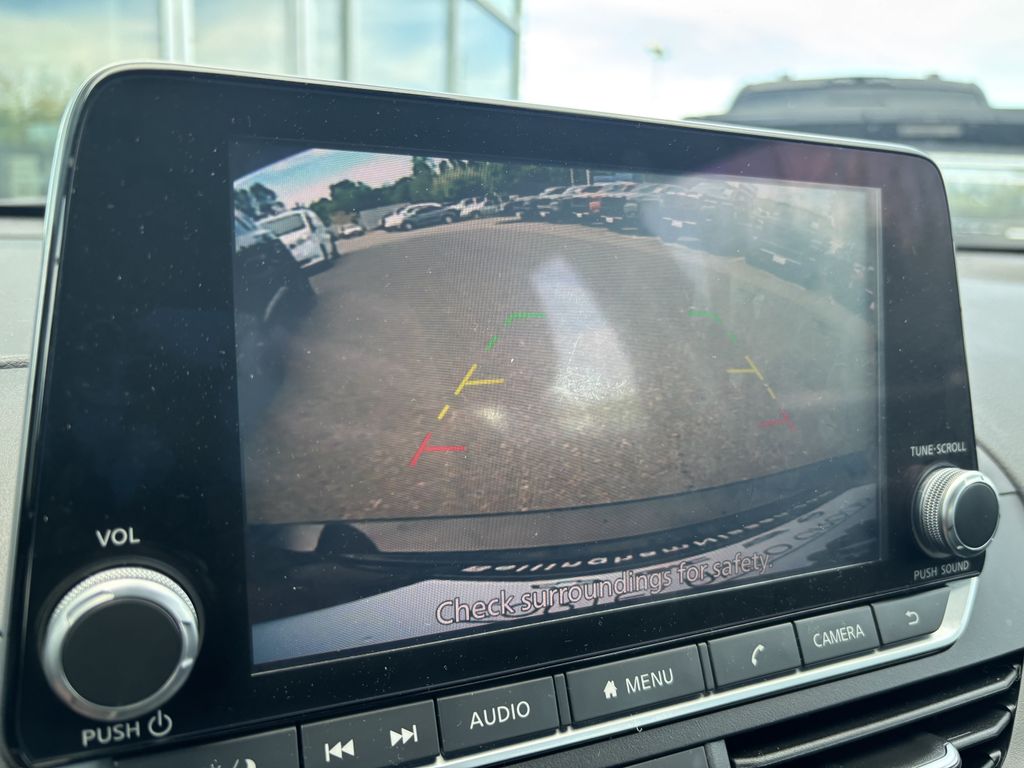 2021 Nissan Altima SV - Photo 21