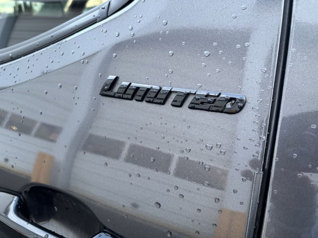 2022 Toyota Tacoma Limited - Photo 13