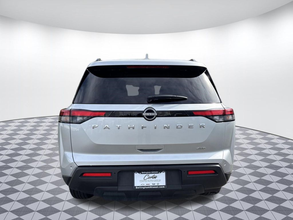 2025 Nissan Pathfinder SV - Photo 7