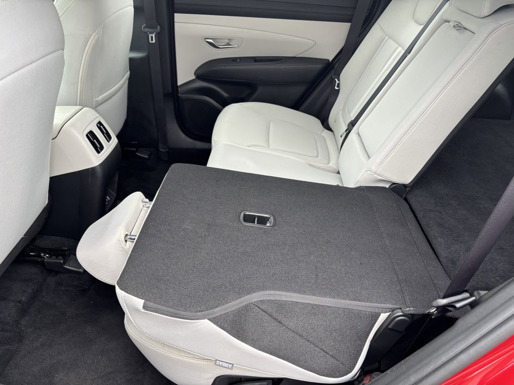 2025 Hyundai Tucson SEL - Photo 24