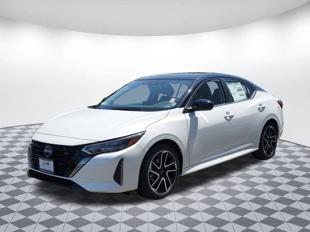 2025 Nissan Sentra SR photo 3