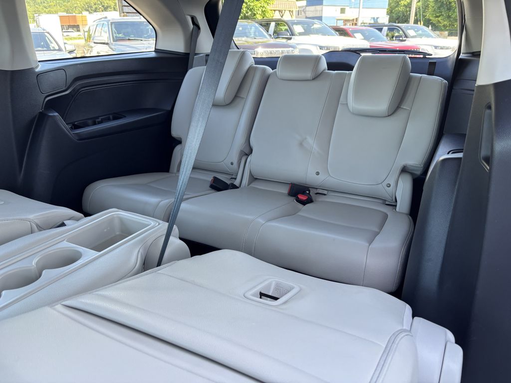 2025 Honda Odyssey EX-L - Photo 24