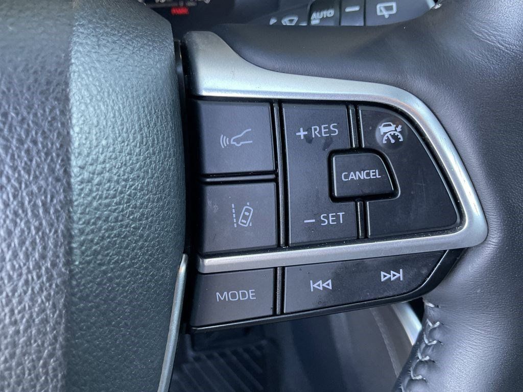 2024 Toyota Highlander Platinum - Photo 36