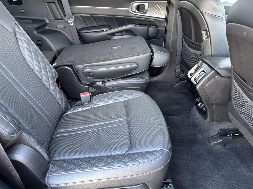 2022 Kia Sorento SX - Photo 30