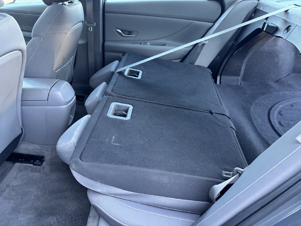 2025 Hyundai Elantra SEL - Photo 25