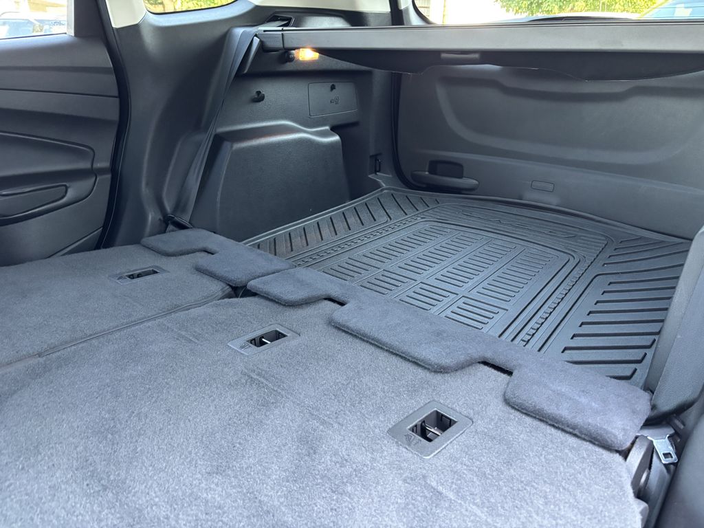 2017 Ford Escape SE - Photo 26
