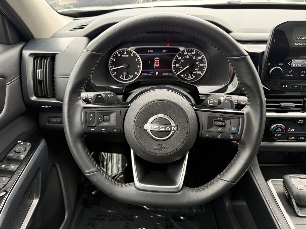 2025 Nissan Pathfinder SL - Photo 13