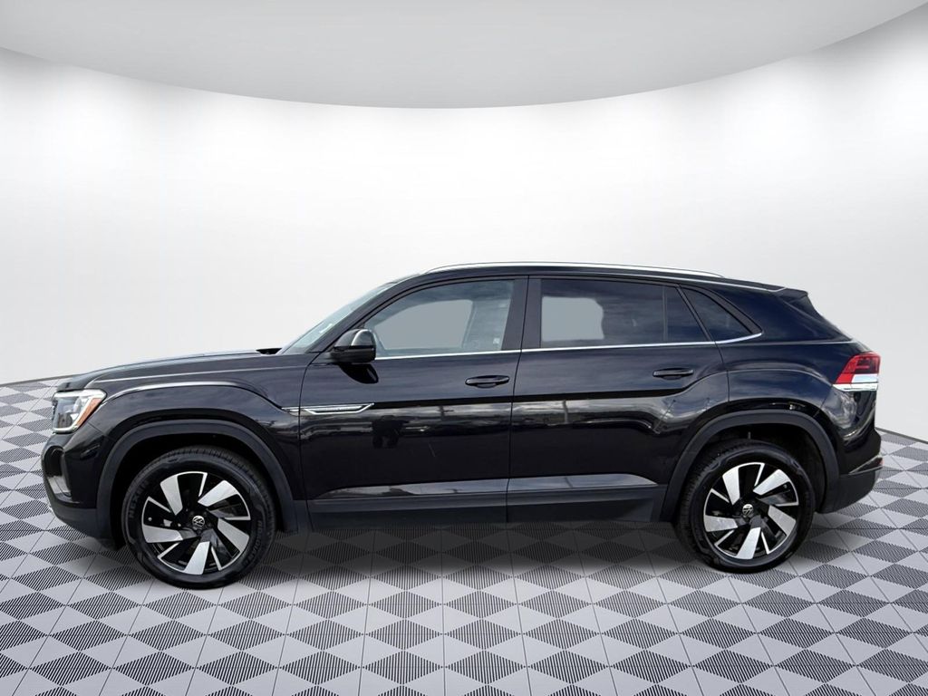 2025 Volkswagen Atlas Cross Sport SE w/Tech - Photo 4