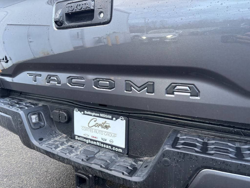 2022 Toyota Tacoma Limited - Photo 11