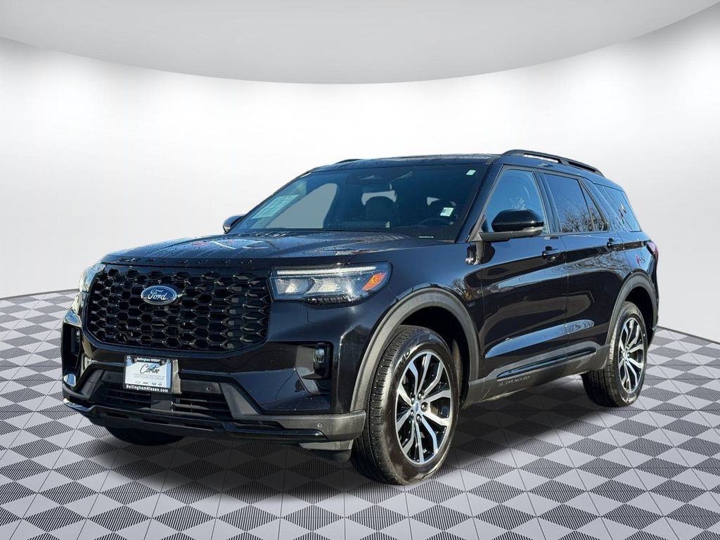 Used 2025 Ford Explorer ST-Line SUV