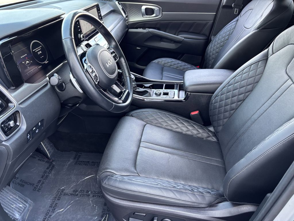 2022 Kia Sorento SX - Photo 13