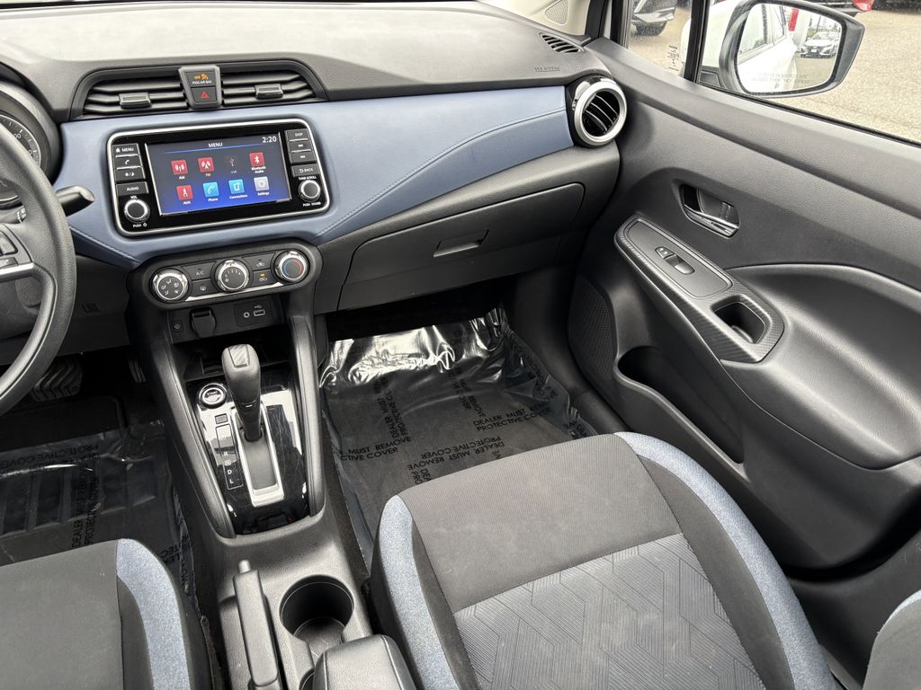 2023 Nissan Versa Sedan SV - Photo 23