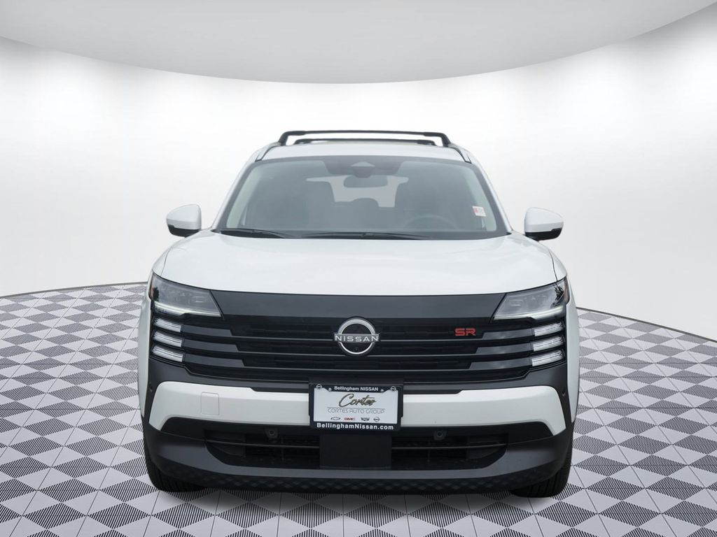 2025 Nissan Kicks SR photo 2