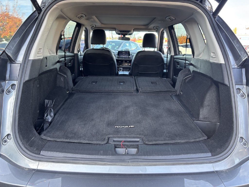 2025 Nissan Rogue SV - Photo 24