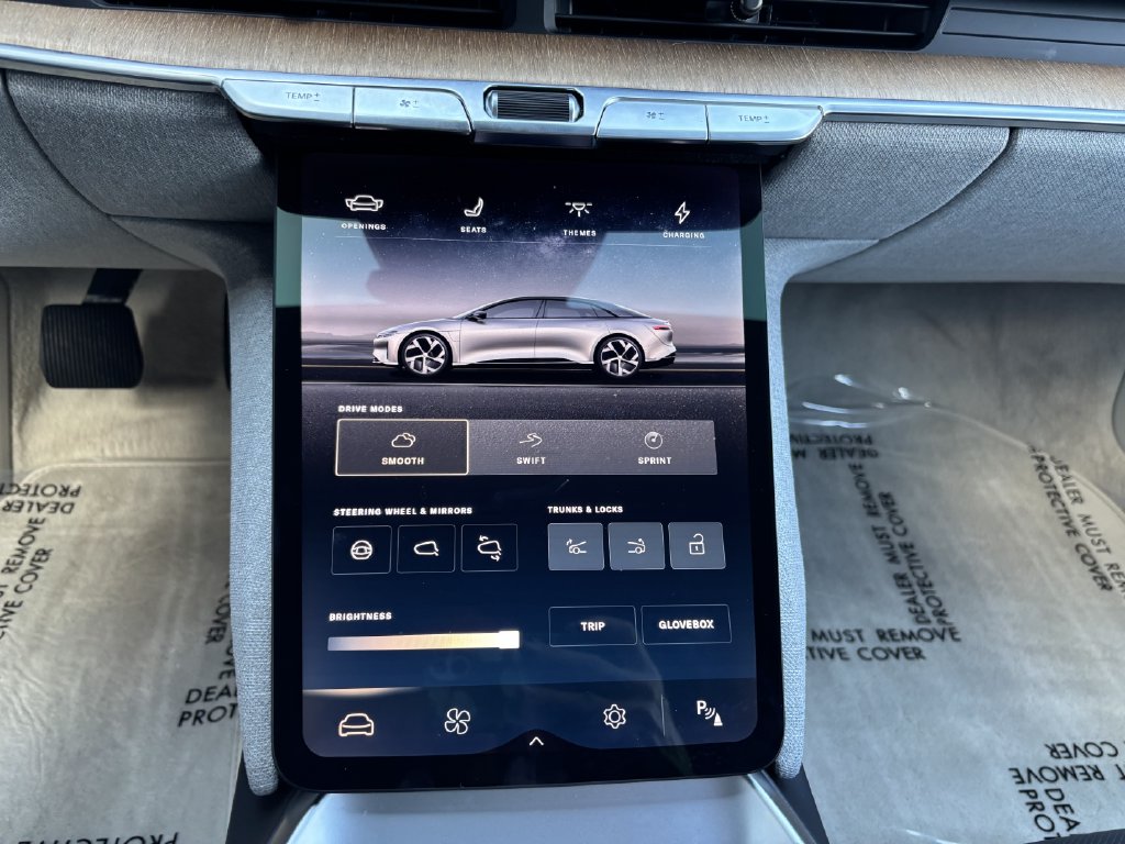 2024 Lucid Air Touring - Photo 17