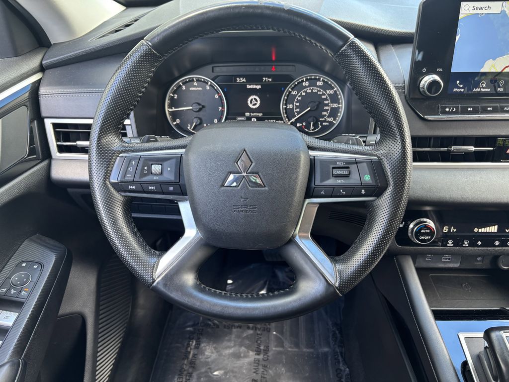 2024 Mitsubishi Outlander SE - Photo 14