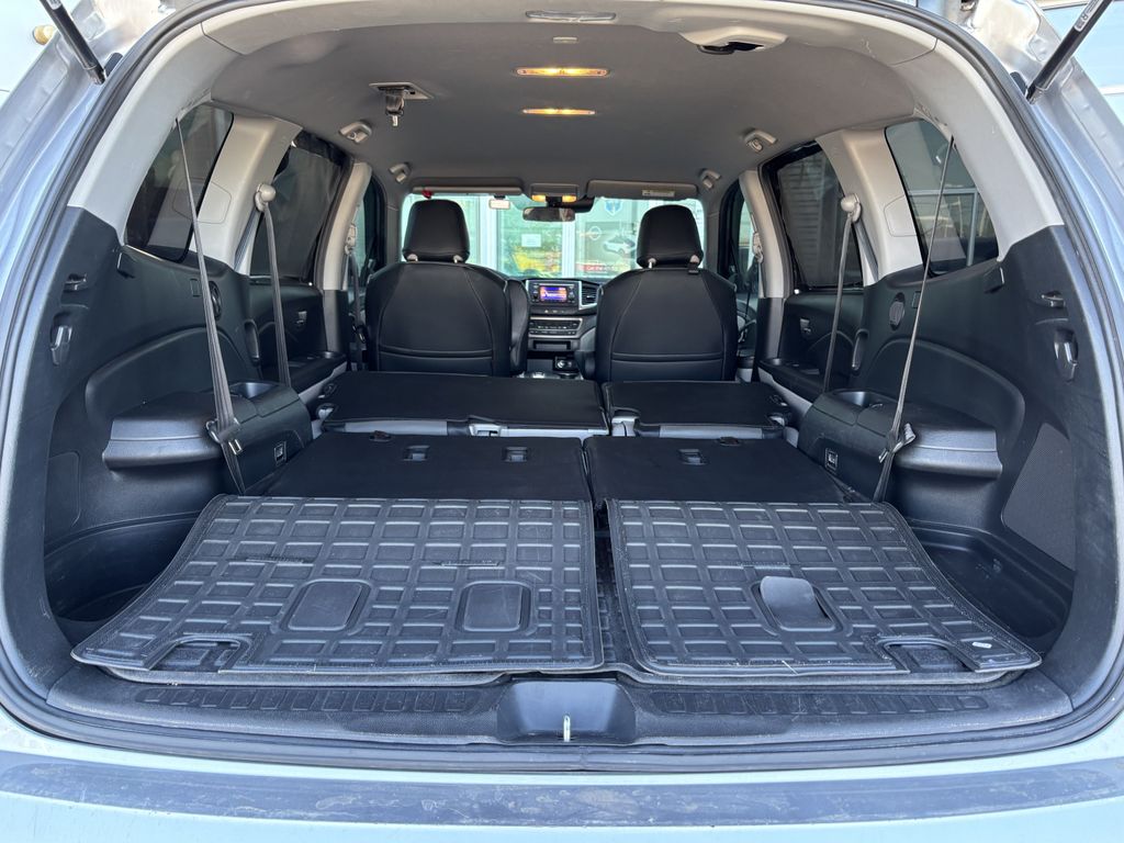2021 Honda Pilot LX - Photo 29