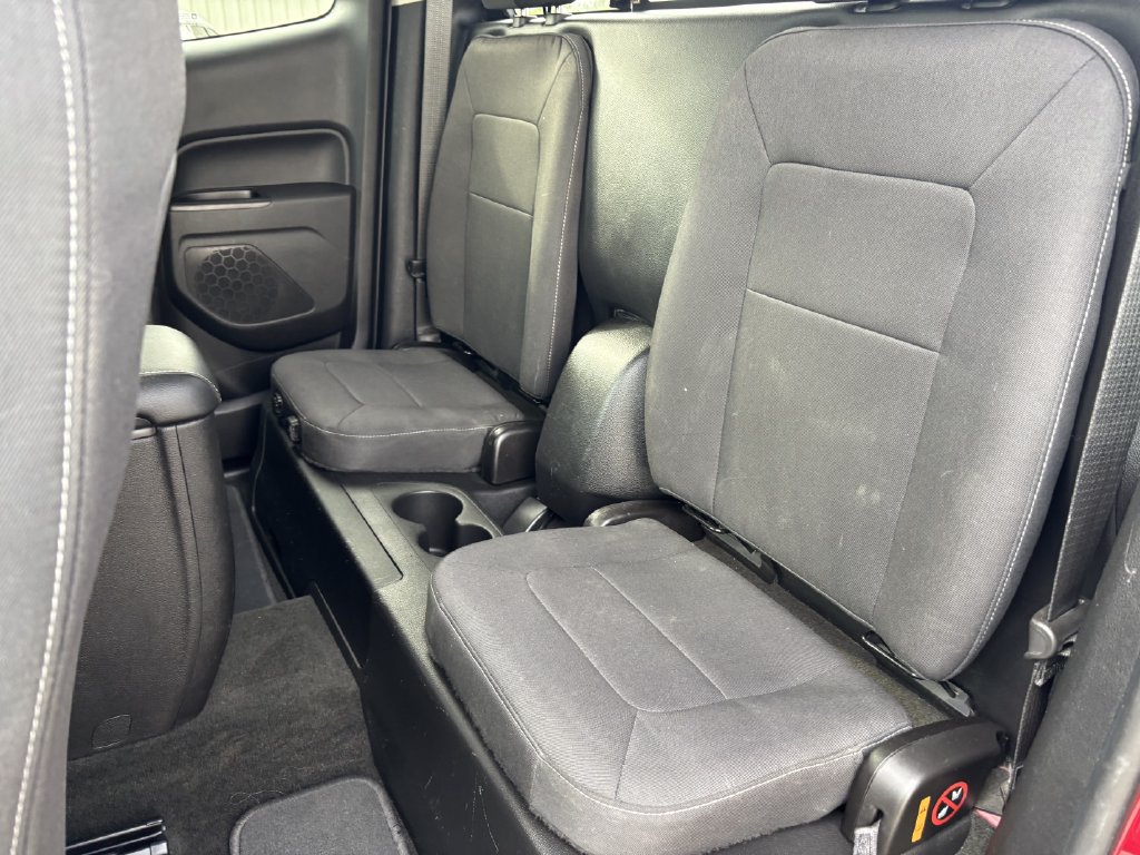 2018 Chevrolet Colorado LT - Photo 23