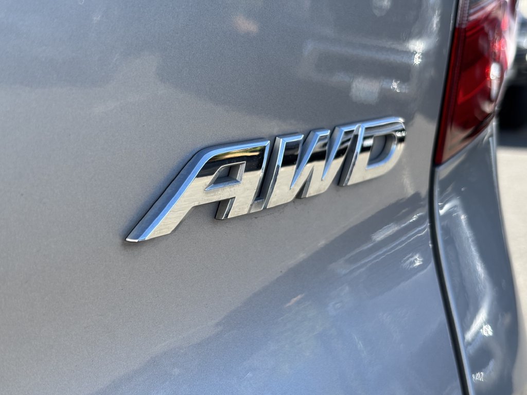2021 Honda Pilot LX - Photo 12