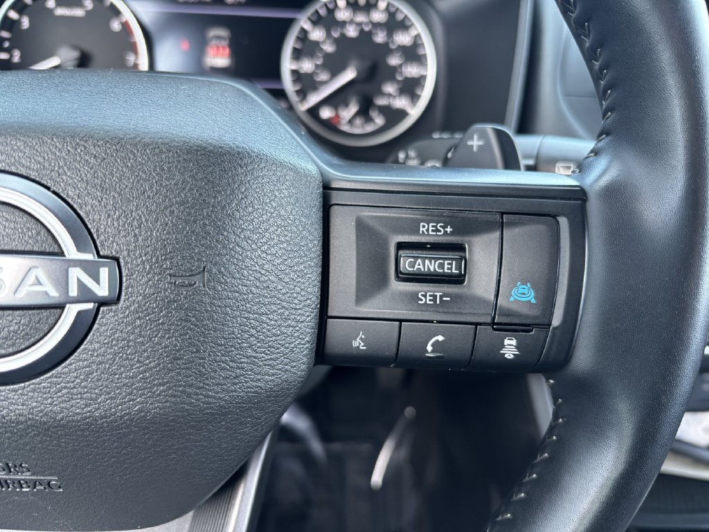 2025 Nissan Rogue SV - Photo 13