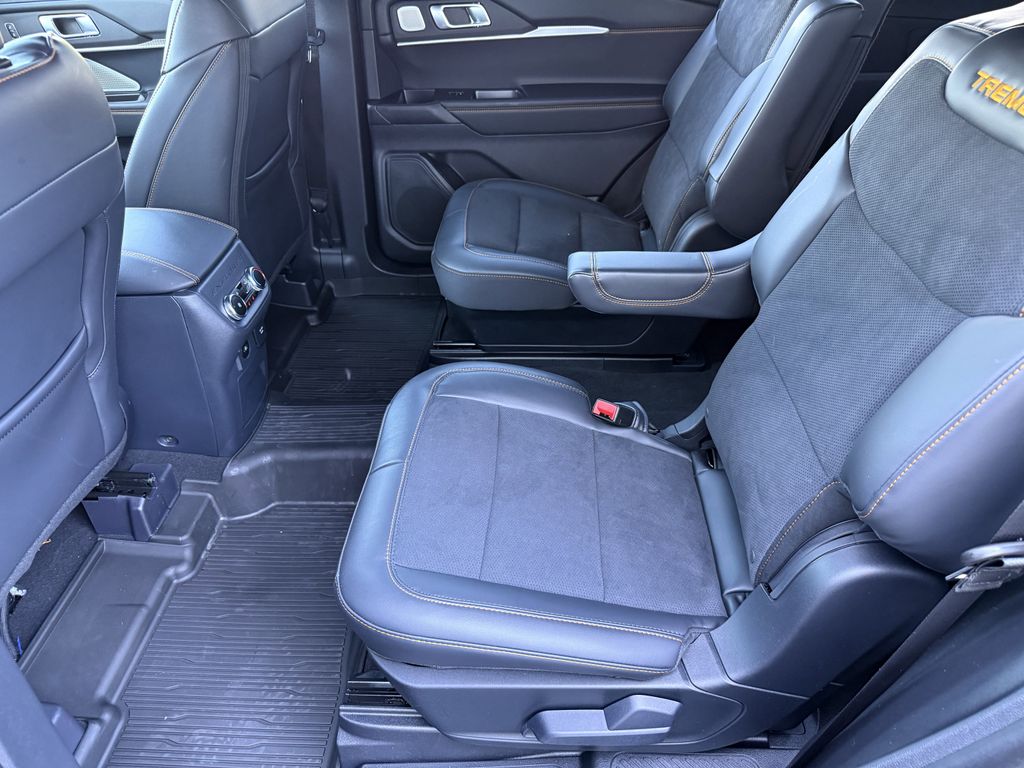 2026 Ford Explorer Tremor - Photo 25