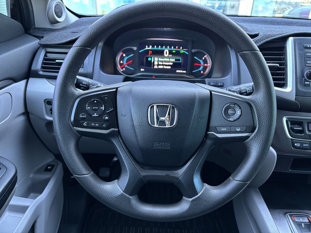 2021 Honda Pilot LX - Photo 14