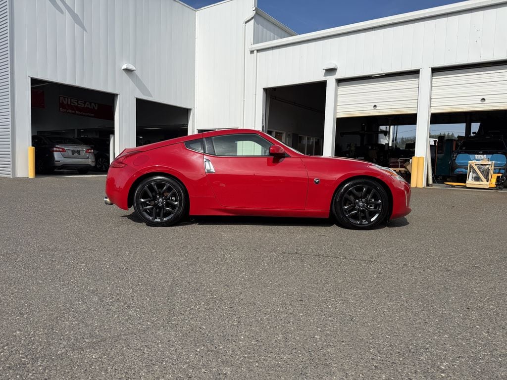 2016 Nissan 370Z Coupe Base - Photo 8