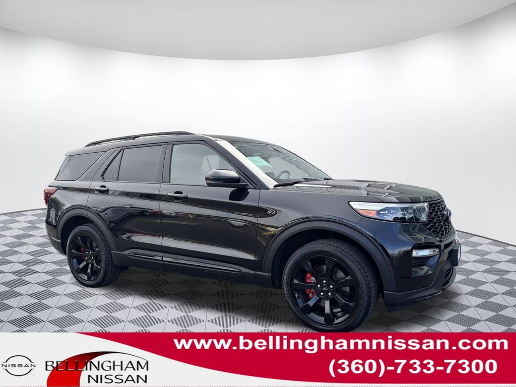 2023 Ford Explorer ST 4WD's photo