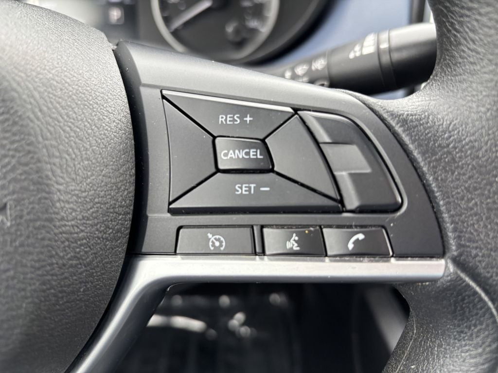 2023 Nissan Versa Sedan SV - Photo 16