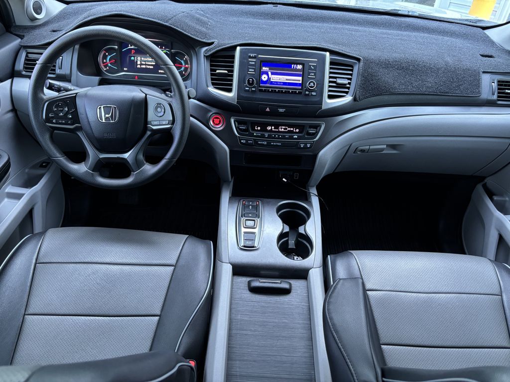 2021 Honda Pilot LX - Photo 21