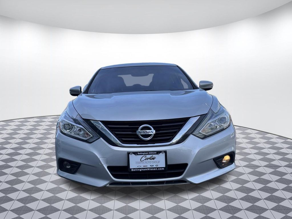 Used 2018 Nissan Altima SL with VIN 1N4AL3AP1JC144929 for sale in Bellingham, WA