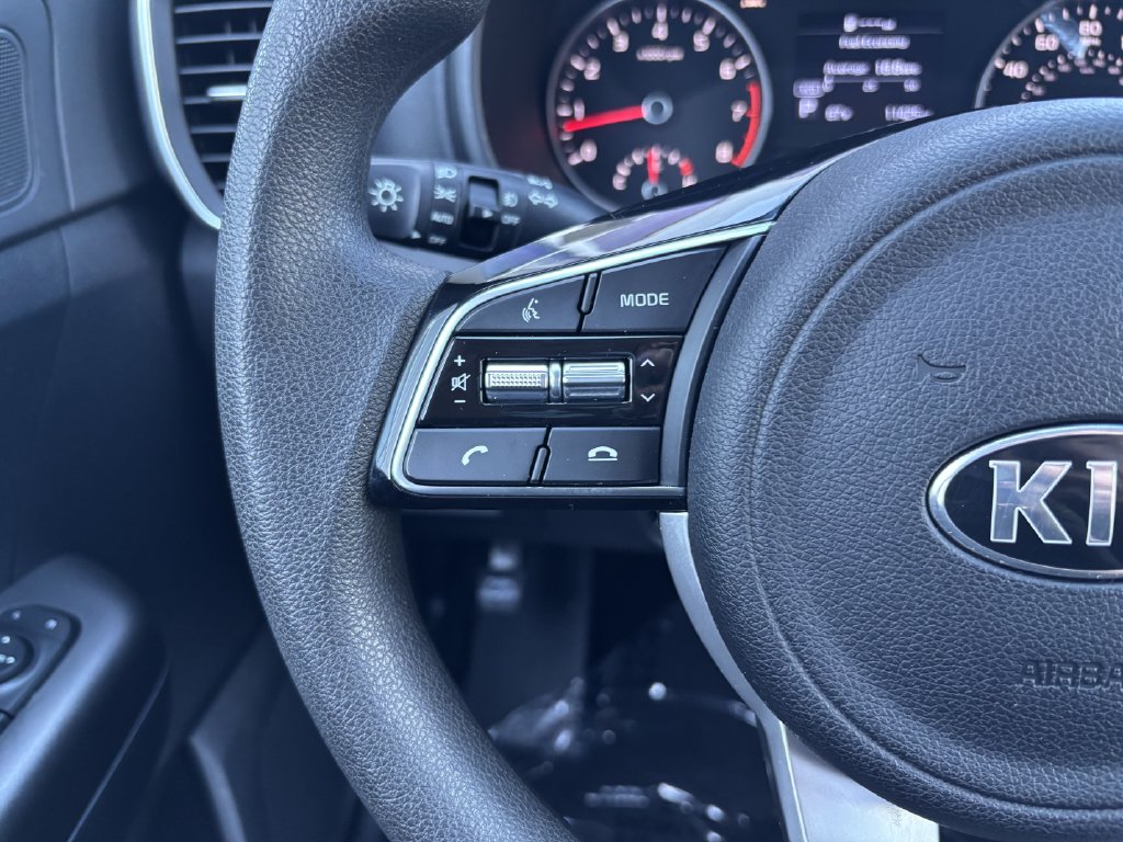 2022 Kia Sportage LX - Photo 15