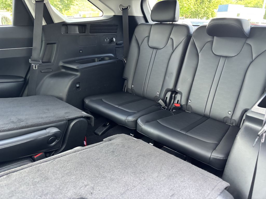 2025 Kia Sorento EX - Photo 27