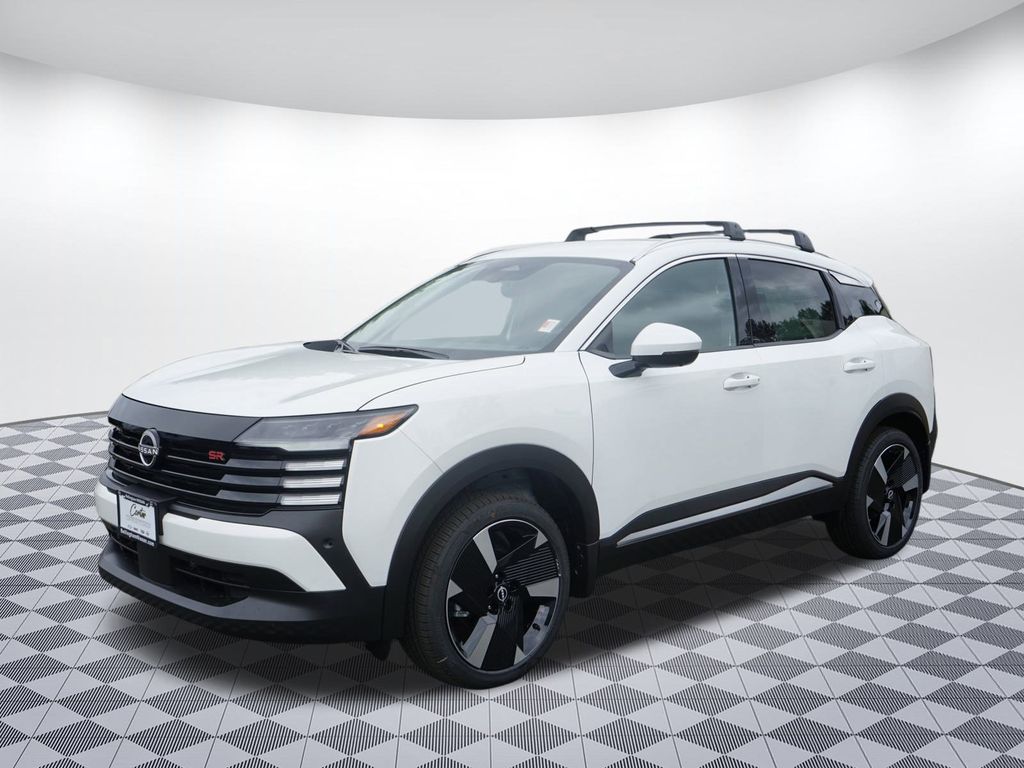 2025 Nissan Kicks SR photo 3