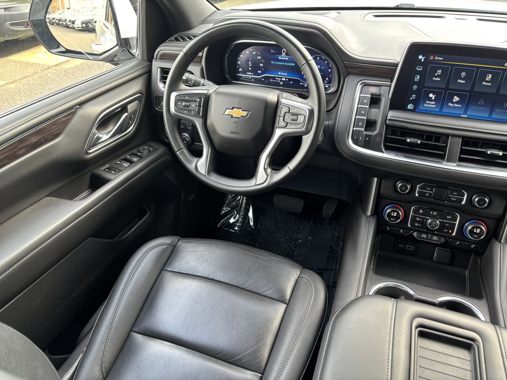 2024 Chevrolet Suburban LT - Photo 29