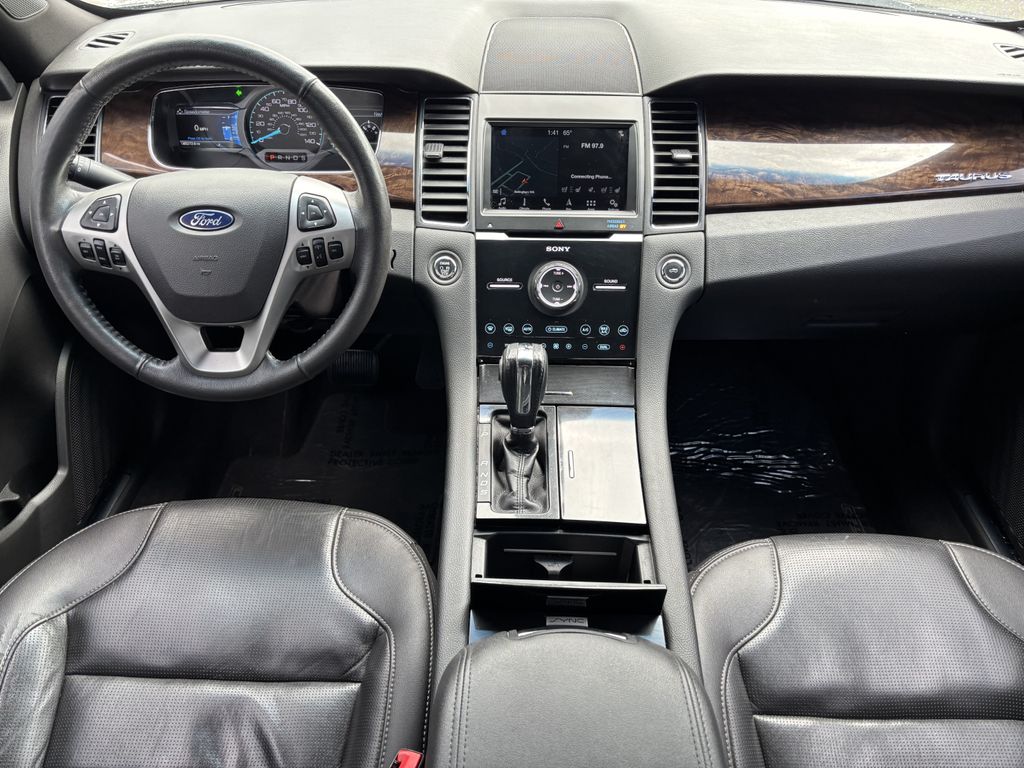 2019 Ford Taurus Limited - Photo 21
