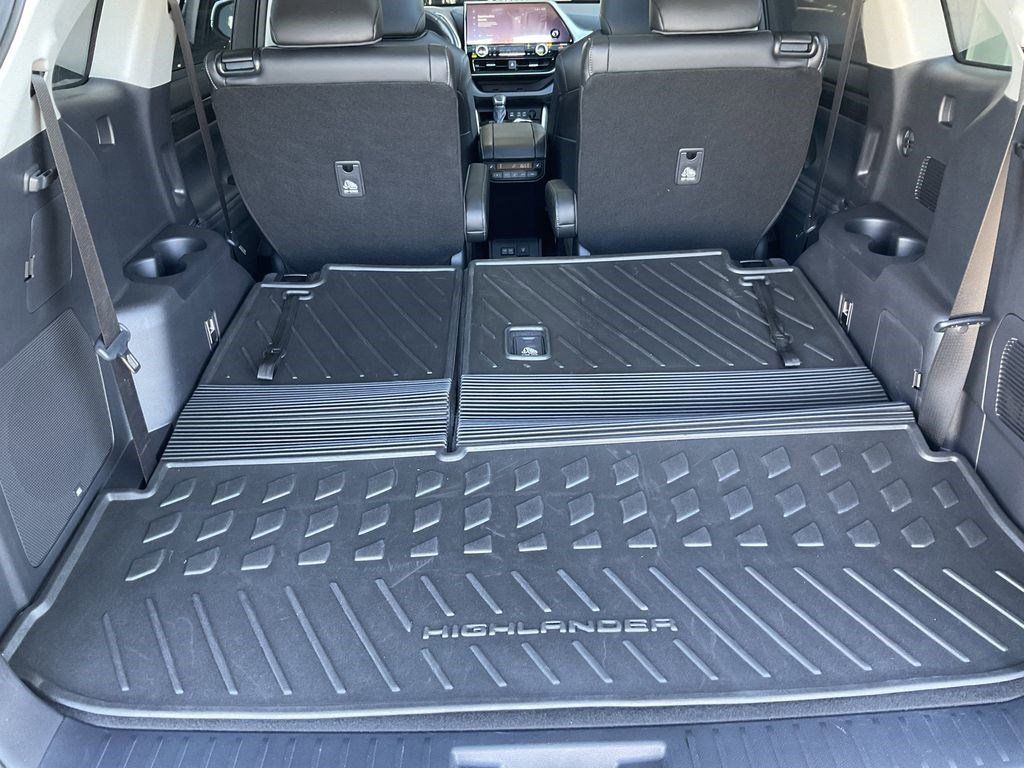 2024 Toyota Highlander Platinum - Photo 51