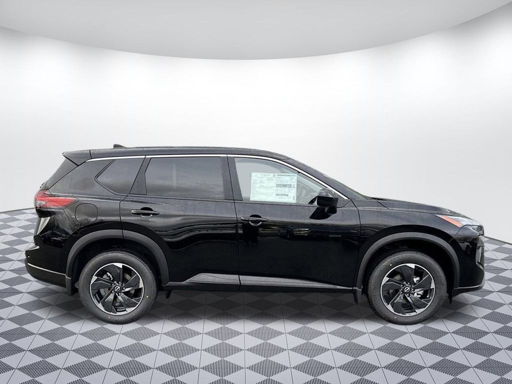 2025 Nissan Rogue SV photo 2