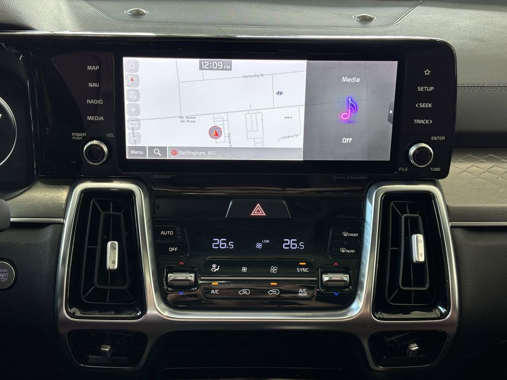 2022 Kia Sorento SX - Photo 18