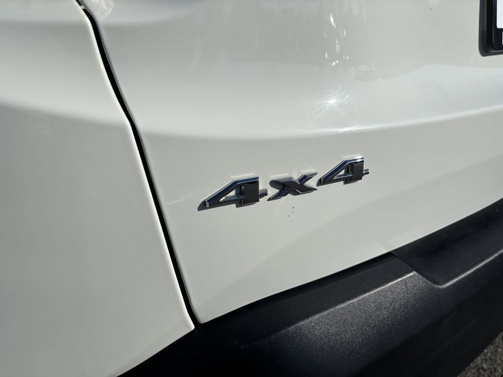 2023 Jeep Renegade Latitude - Photo 12