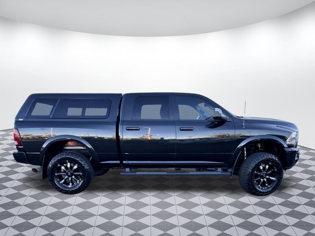 2018 Ram 3500 Laramie photo 3