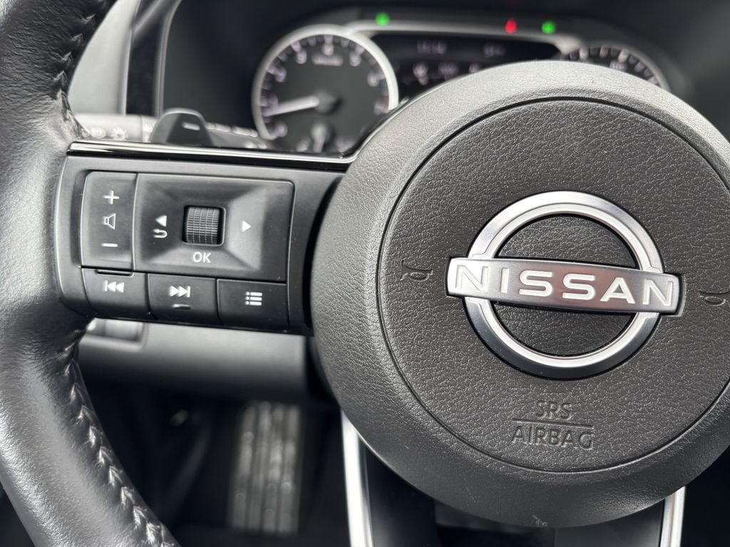 2025 Nissan Pathfinder SL - Photo 16
