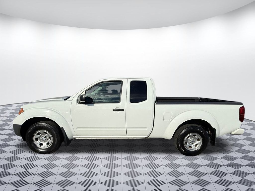 2017 Nissan Frontier S photo 4
