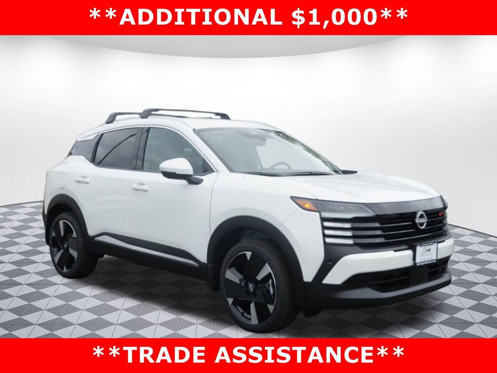 2025 Nissan Kicks SR AWD's photo