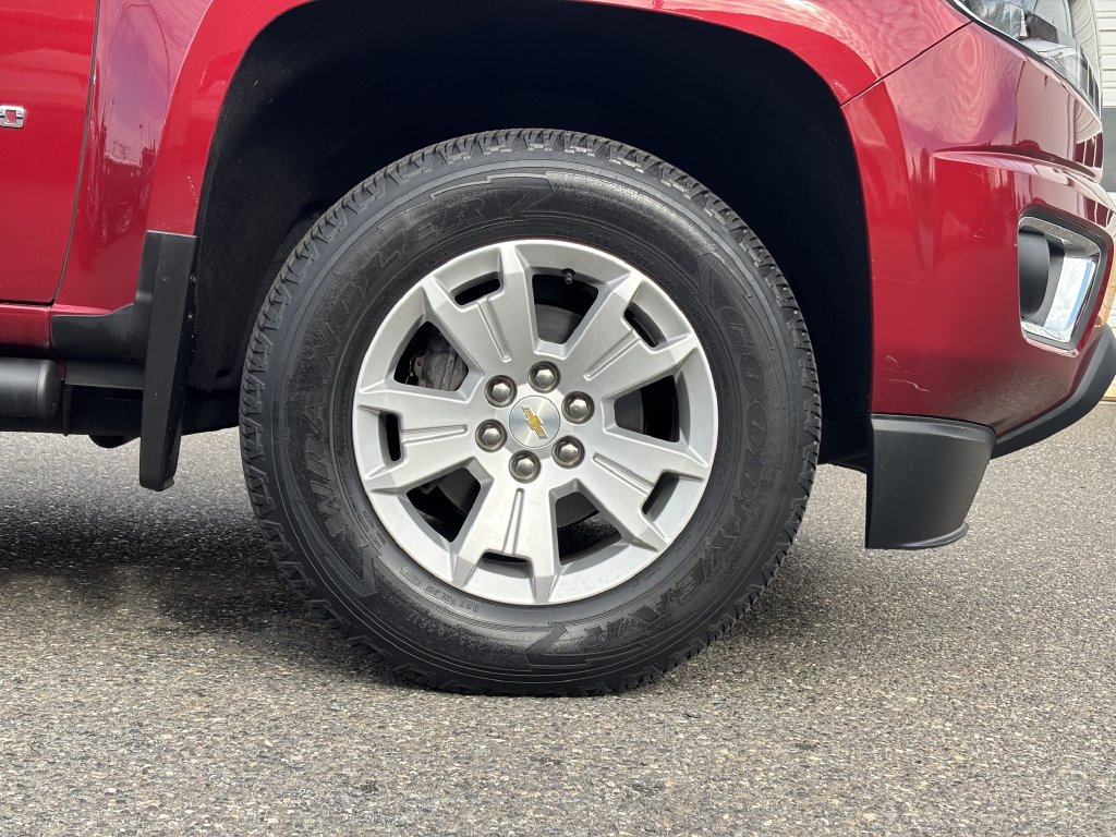 2018 Chevrolet Colorado LT - Photo 9