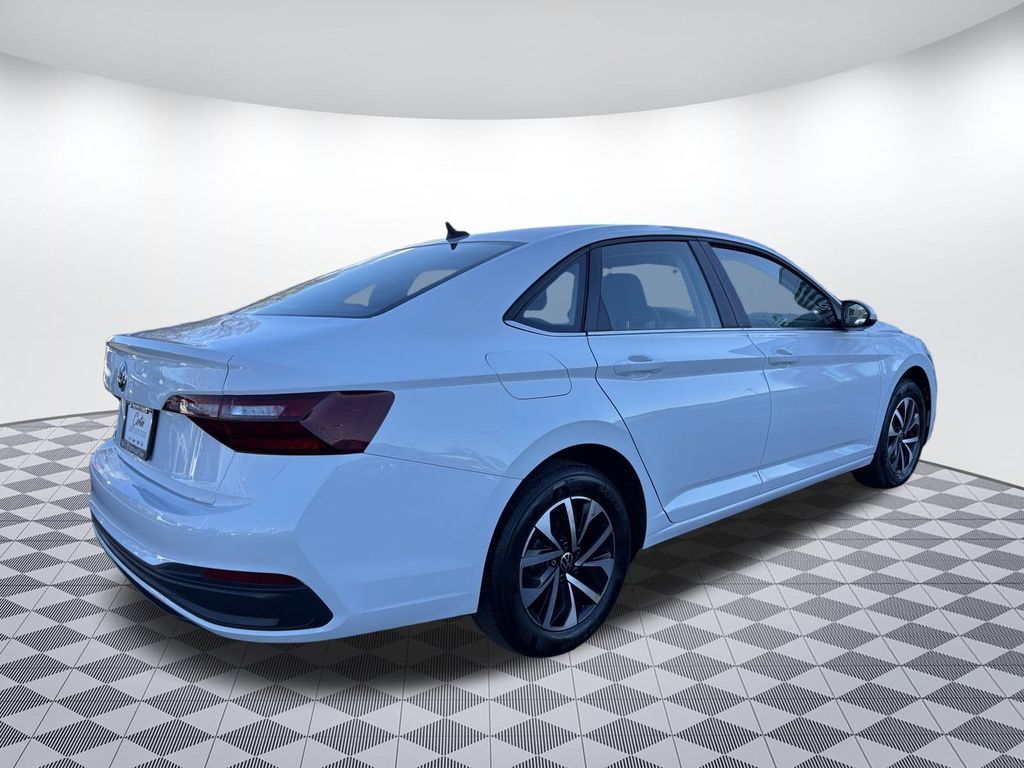 2024 Volkswagen Jetta S - Photo 7