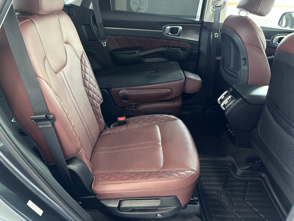 2022 Kia Sorento SX - Photo 30