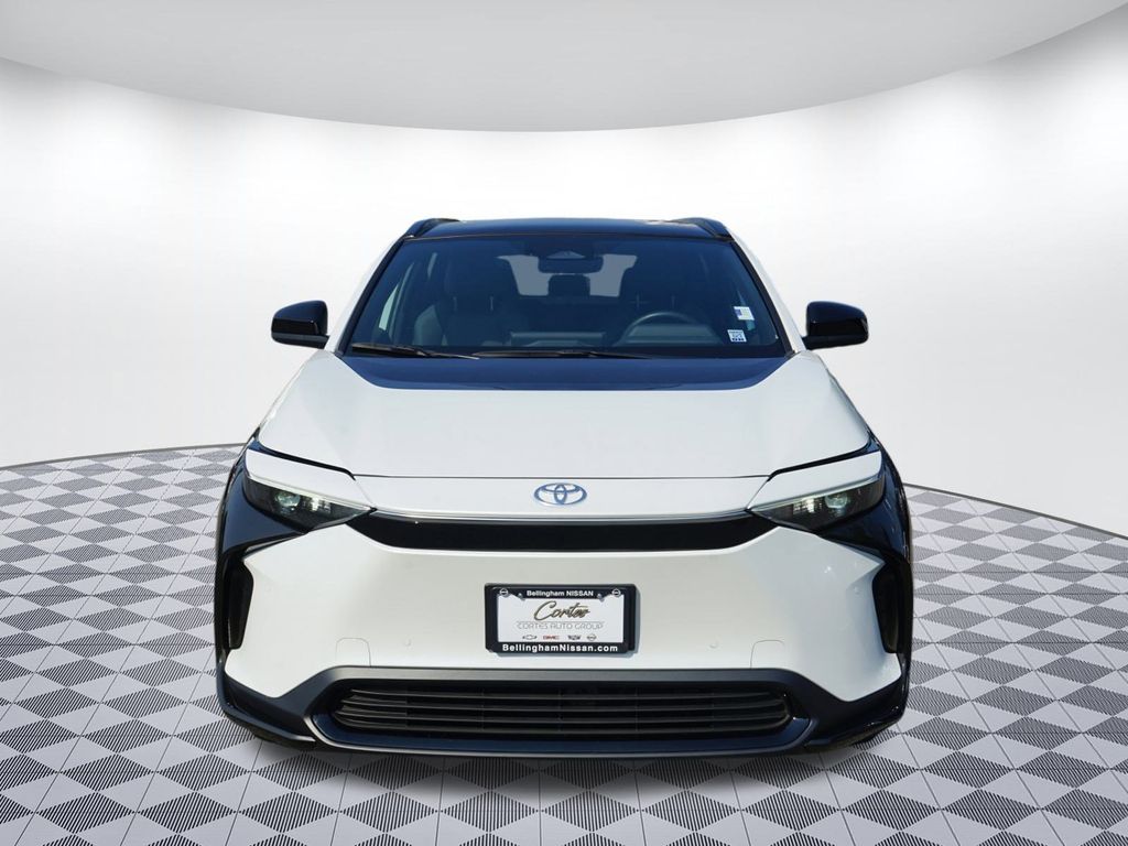 Used 2024 Toyota bZ4X XLE with VIN JTMABACA0RA067925 for sale in Bellingham, WA